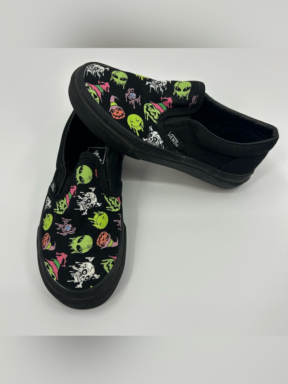 Vans Classic Slip-On "Trippy Drip" Halloween Glow-in-the-Dark Shoes Kids Size 12